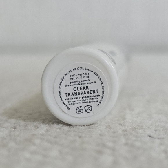 Glossier Boy Brow Volumizing Eyebrow Gel-Pomade (Shade: Clear) - Picture 6 of 6